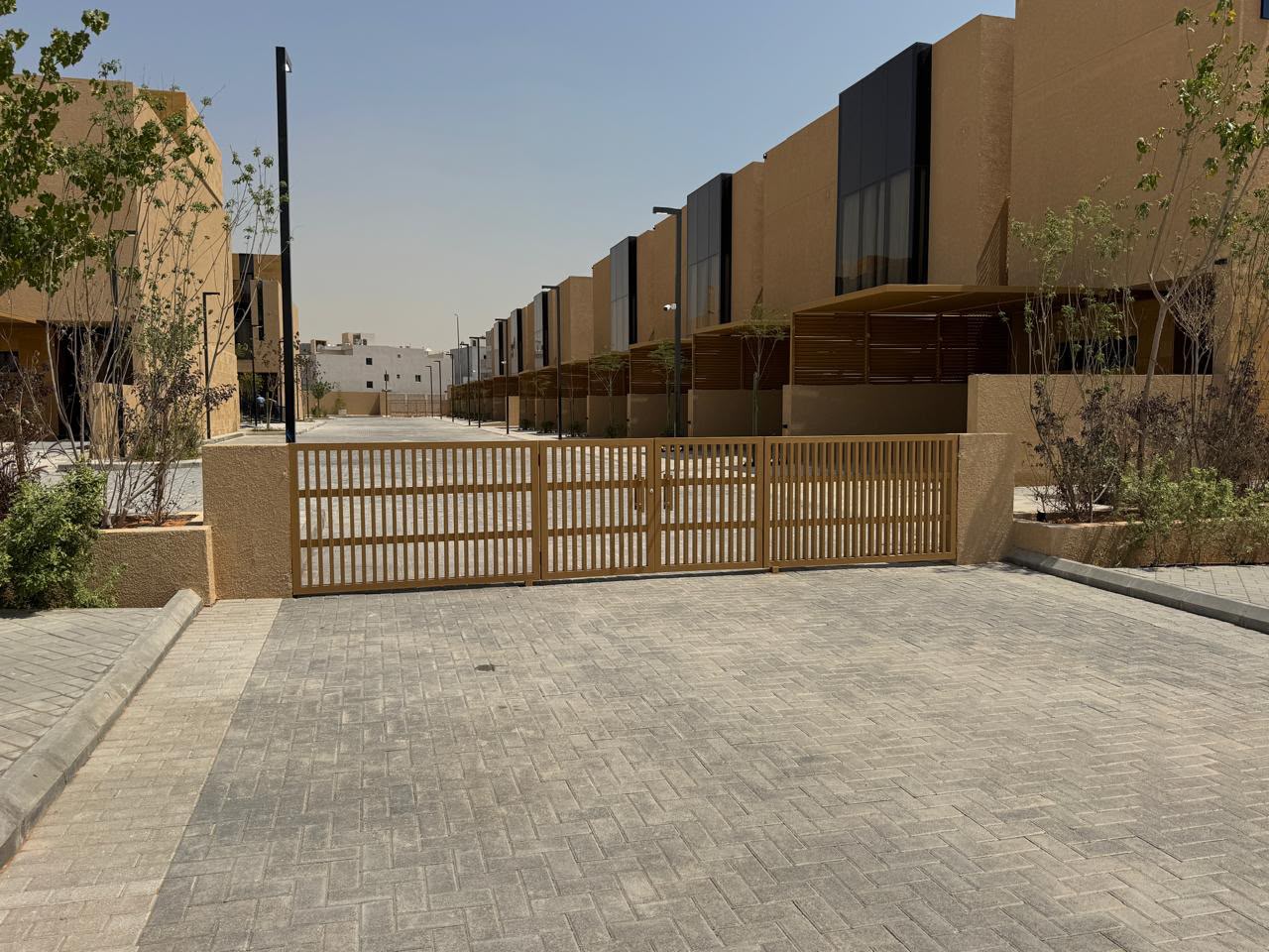Mohammad Al Habib villa gate — front elevation